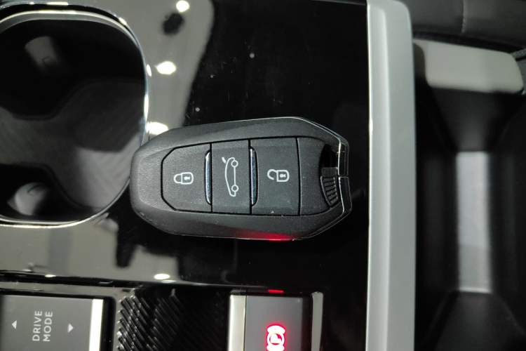 Used Citroen C5 X 2023 1.6T Enjoy the Extraordinary Vehicle Key