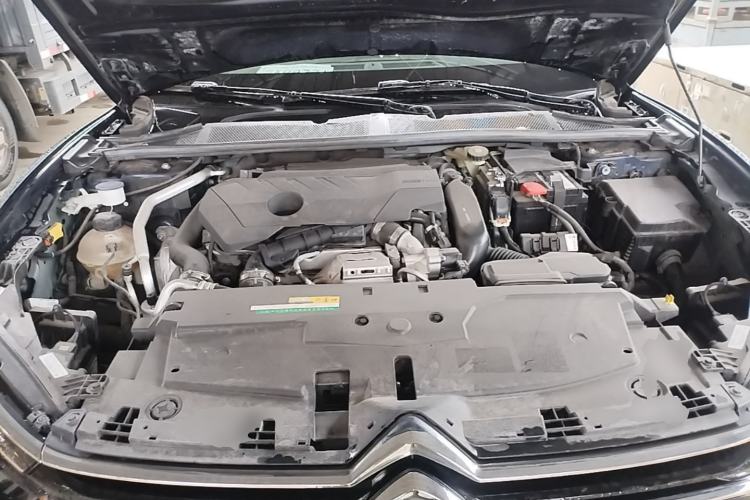 Used Citroen C5 X 2024 1.6T Traveler Extraordinary Engine Bay