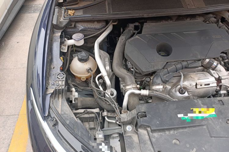 Used Citroen C5 X 2024 1.6T Extraordinary Power Engine Bay Right
