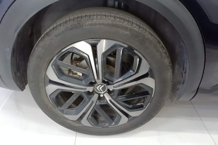 Used Citroen C5 X 2024 1.6T Traveler Extraordinary Exterior 5