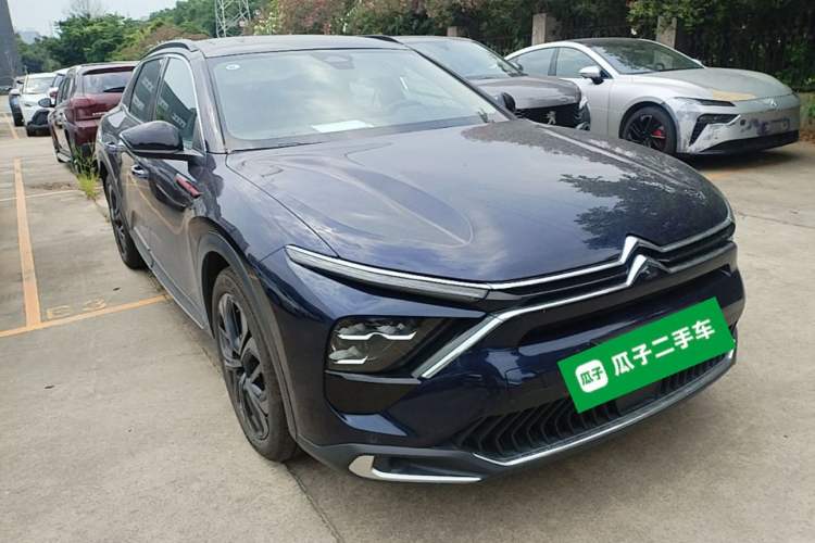 Used Citroen C5 X 2024 1.6T Traveler Extraordinary Front Right 45 Deg