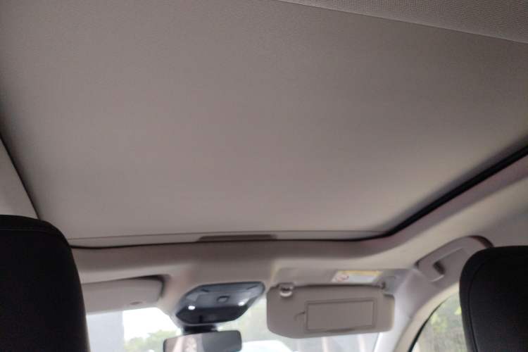 Used Citroen C5 X 2024 1.6T Traveler Extraordinary Headliner