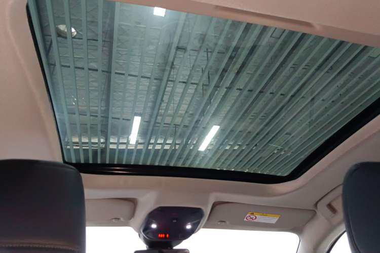 Used Citroen C5 X 2024 1.6T Traveler Extraordinary Headliner