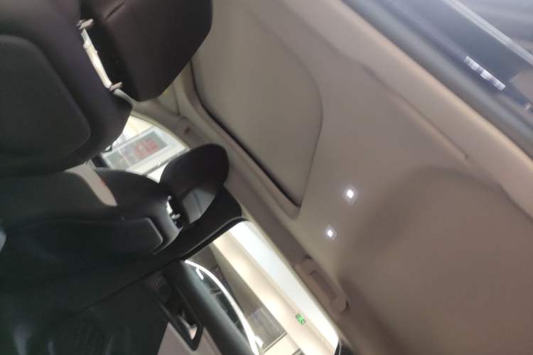 Used Citroen C5 X 2024 1.6T Traveler Extraordinary Headliner