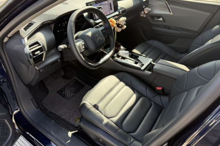 Used Citroen C5 X 2024 1.6T Extraordinary Power Interior 1