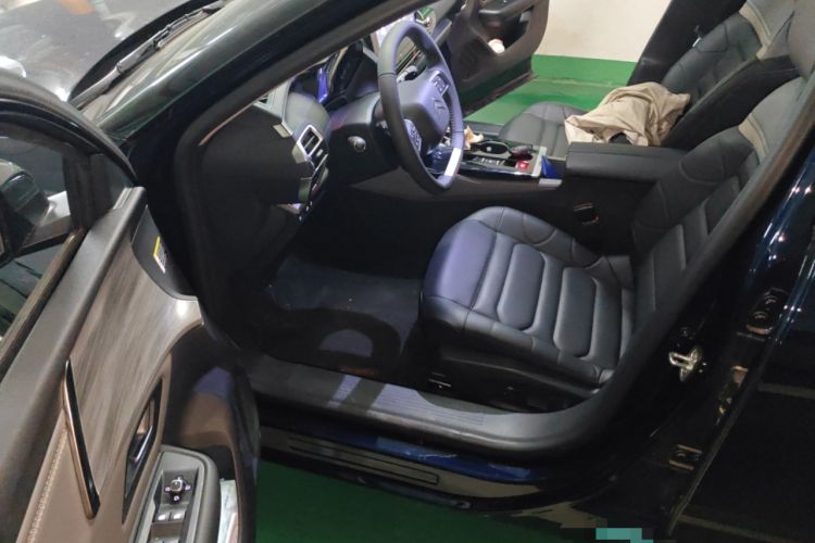Used Citroen C5 X 2024 1.6T Extraordinary Power Interior 3