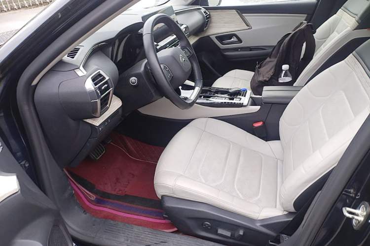 Used Citroen C5 X 2024 1.6T Traveler Extraordinary Left Front Seat