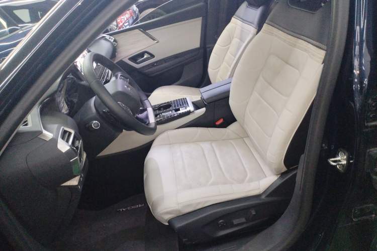 Used Citroen C5 X 2024 1.6T Traveler Extraordinary Left Front Seat