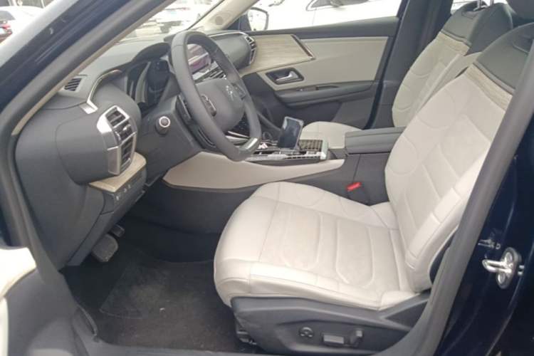 Used Citroen C5 X 2024 1.6T Traveler Extraordinary Left Front Seat