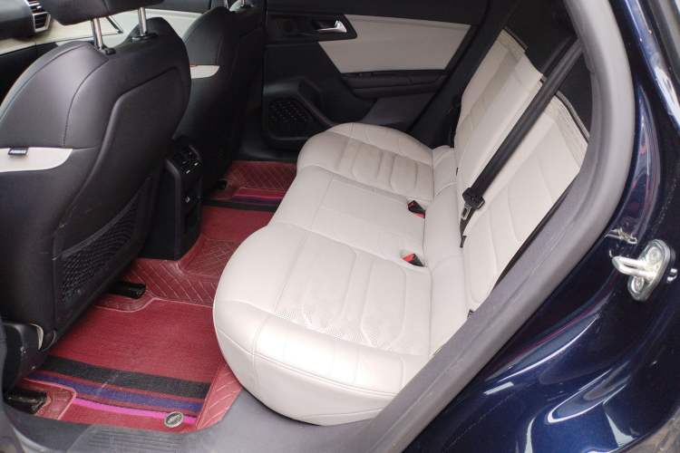 Used Citroen C5 X 2024 1.6T Traveler Extraordinary Left Rear Seat