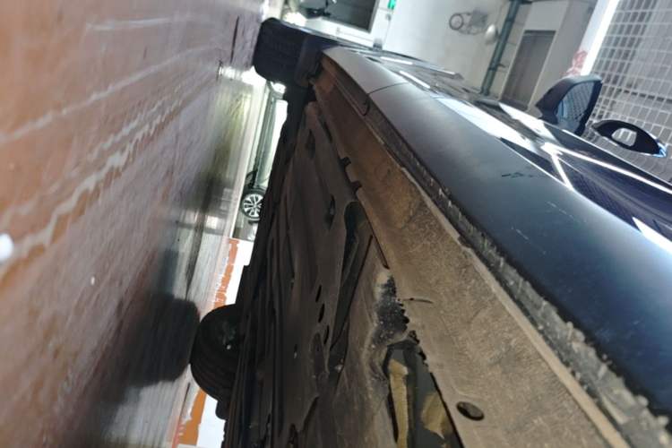 Used Citroen C5 X 2024 1.6T Enjoy the Extraordinary Left Side Sill