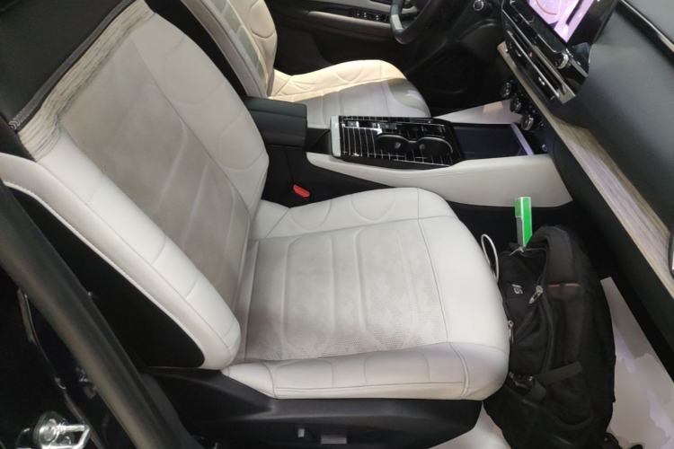 Used Citroen C5 X 2024 1.6T Traveler Extraordinary Right Front Seat