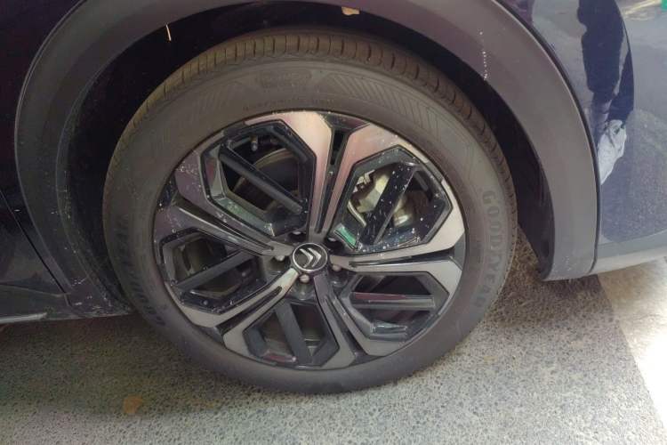 Used Citroen C5 X 2024 1.6T Traveler Extraordinary Right Front Wheel Hub