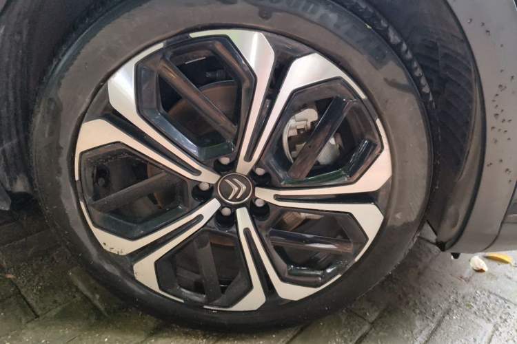 Used Citroen C5 X 2024 1.6T Extraordinary Power Right Front Wheel Hub