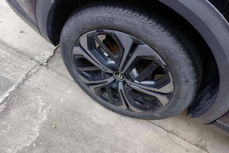 Used Citroen C5 X 2024 1.6T Traveler Extraordinary Right Rear Wheel Hub