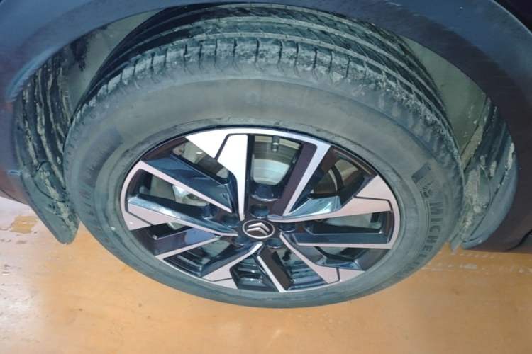 Used Citroen C5 X 2024 1.6T Enjoy the Extraordinary Right Rear Wheel Hub
