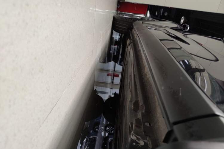 Used Citroen C5 X 2024 1.6T Extraordinary Power Right Side Sill