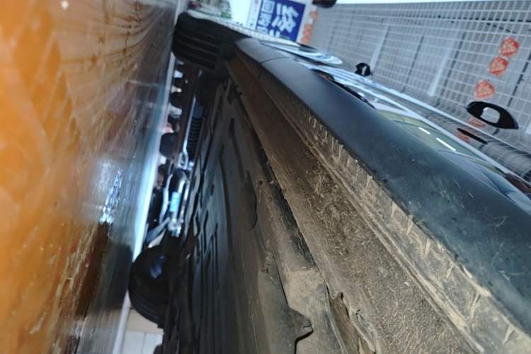 Used Citroen C5 X 2024 1.6T Enjoy the Extraordinary Right Side Sill