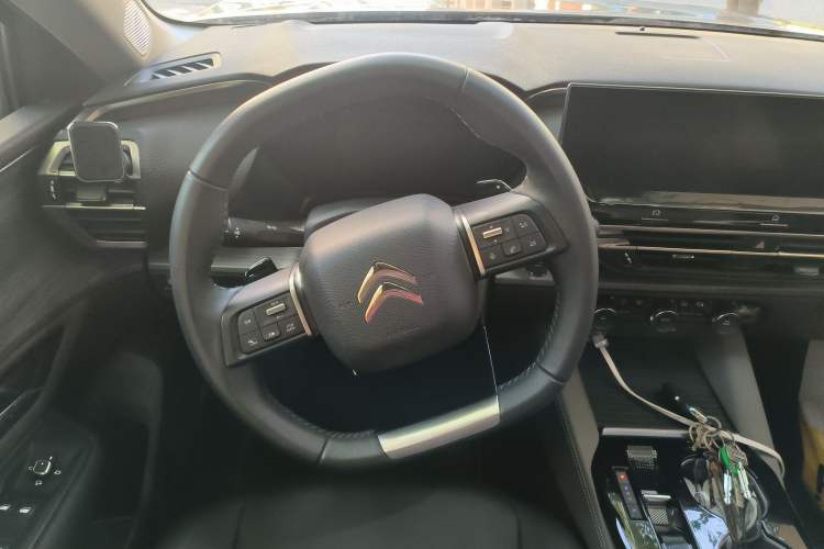 Used Citroen C5 X 2024 1.6T Enjoy the Extraordinary Steering Wheel