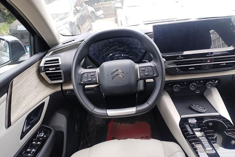Used Citroen C5 X 2024 1.6T Traveler Extraordinary Steering Wheel