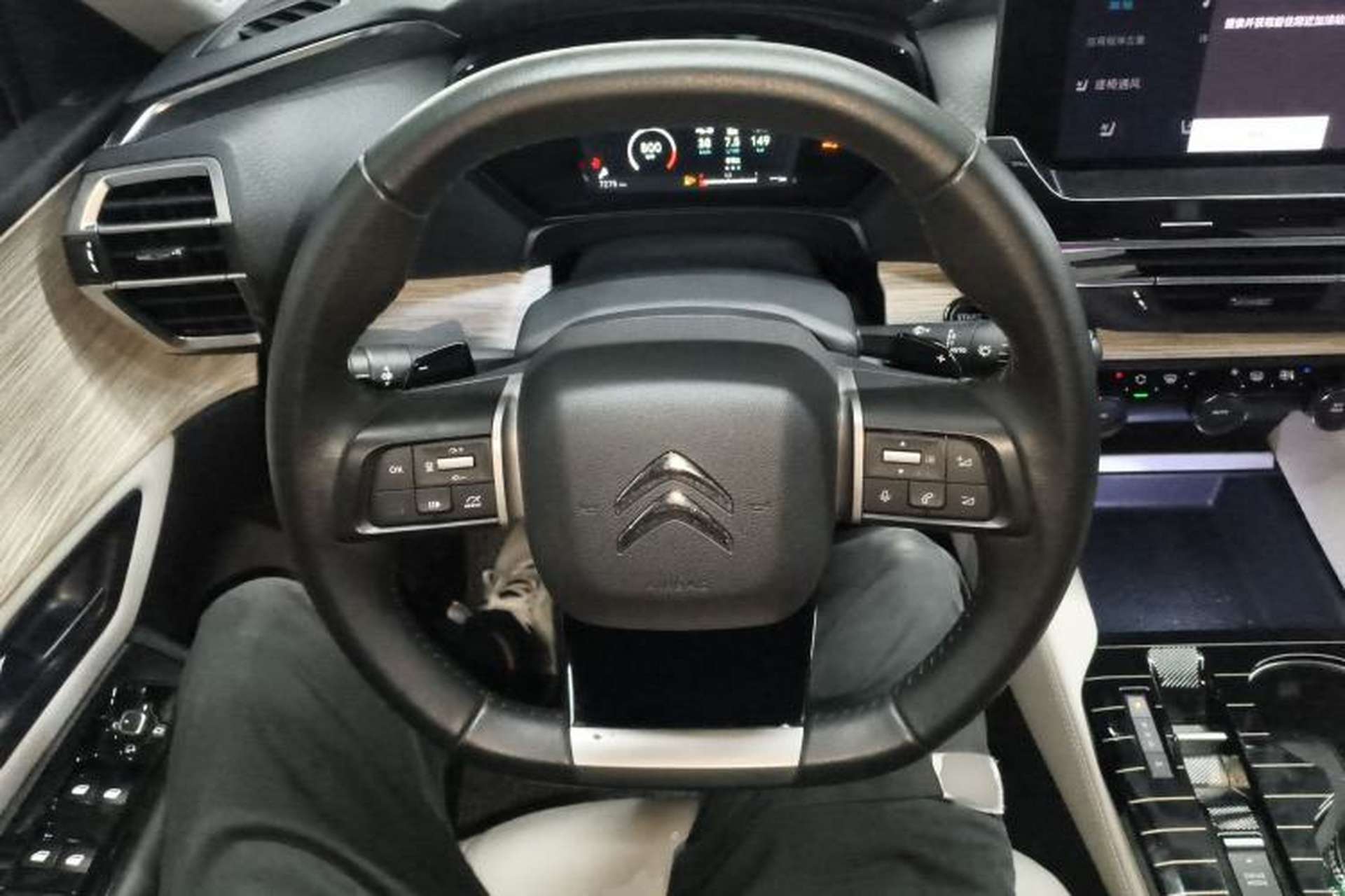 Used Citroen C5 X 2024 1.6T Traveler Extraordinary Steering Wheel