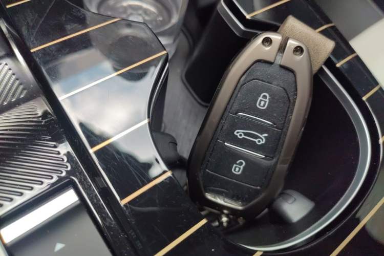 Used Citroen C5 X 2024 1.6T Traveler Extraordinary Vehicle Key