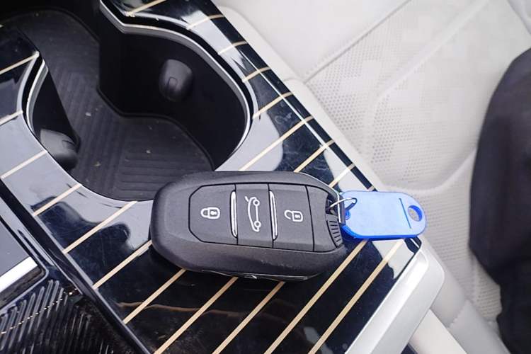 Used Citroen C5 X 2024 1.6T Traveler Extraordinary Vehicle Key