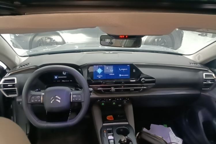 Used Citroen C5 X 2024 1.6T Enjoy the Extraordinary Center Console