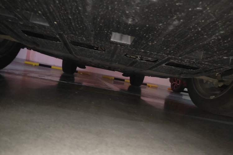 Used Citroen C5 X 2024 1.6T Enjoy the Extraordinary Chassis Front