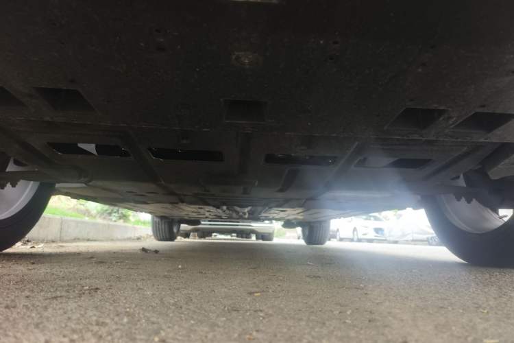 Used Citroen C5 X 2024 1.6T Extraordinary Power Chassis Front