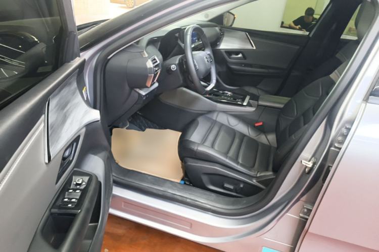 Used Citroen C5 X 2024 1.6T Enjoy the Extraordinary Driver Seat