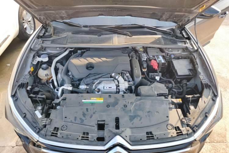 Used Citroen C5 X 2024 1.6T Extraordinary Power Engine Bay