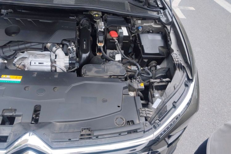 Used Citroen C5 X 2024 1.6T Extraordinary Power Engine Bay Left