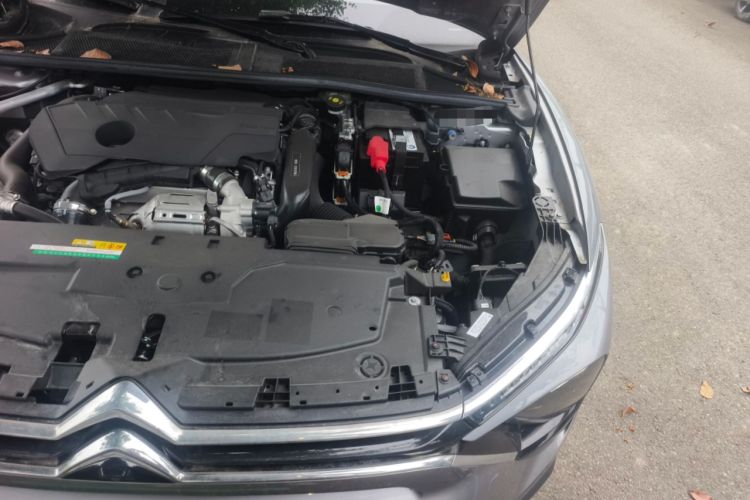 Used Citroen C5 X 2024 1.6T Extraordinary Power Engine Bay Left