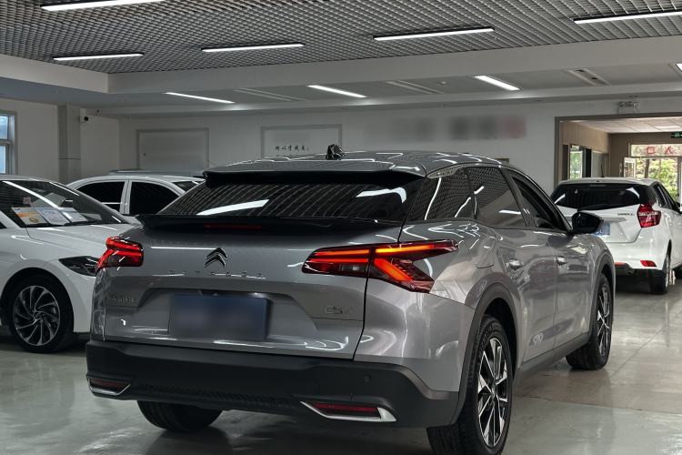 Used Citroen C5 X 2024 1.6T Enjoy the Extraordinary Exterior 3