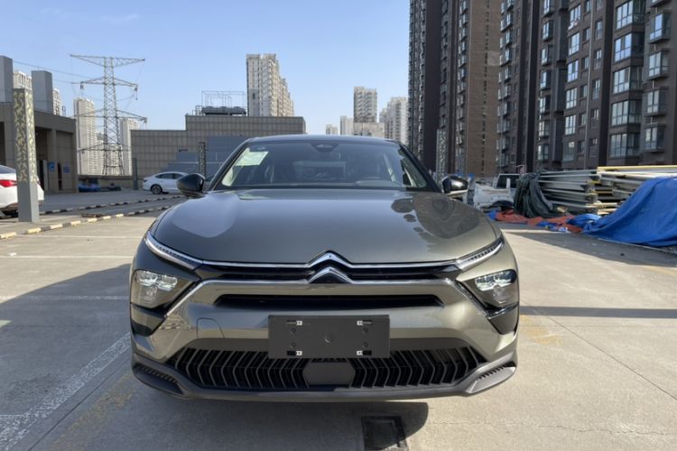 Used Citroen C5 X 2024 1.6T Enjoy the Extraordinary Exterior 3