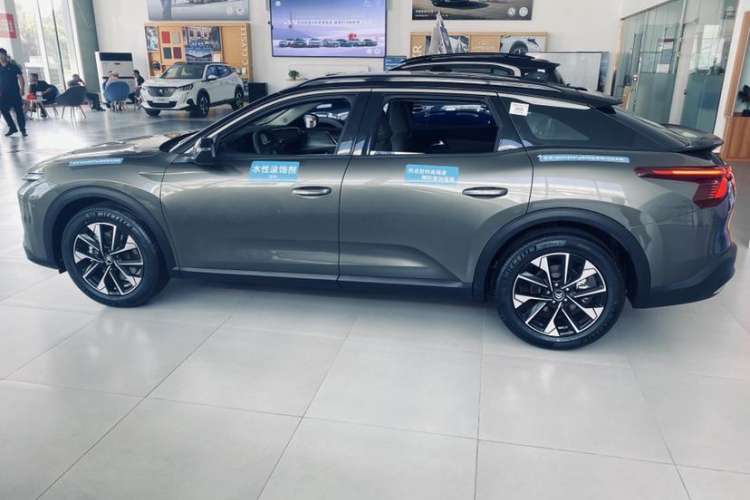 Used Citroen C5 X 2024 1.6T Enjoy the Extraordinary Exterior 4