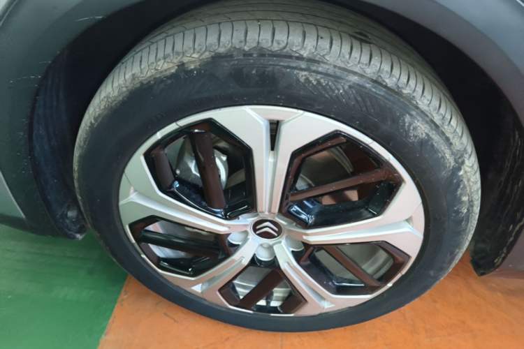 Used Citroen C5 X 2024 1.6T Enjoy the Extraordinary Exterior 4