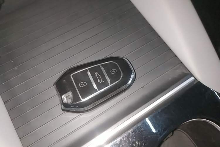 Used Citroen C5 X 2024 1.6T Extraordinary Power Interior 1