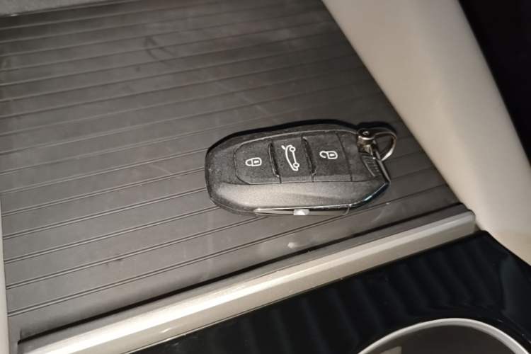 Used Citroen C5 X 2024 1.6T Extraordinary Power Interior 1