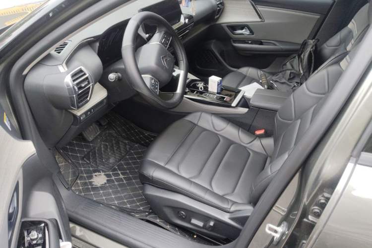 Used Citroen C5 X 2024 1.6T Extraordinary Power Left Front Seat