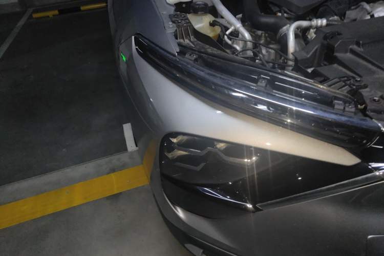Used Citroen C5 X 2024 1.6T Enjoy the Extraordinary Right Front Headlight
