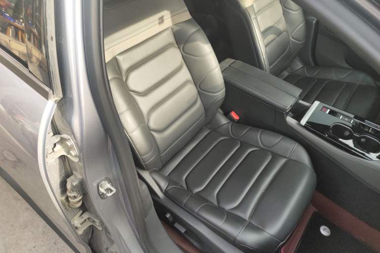 Used Citroen C5 X 2024 1.6T Extraordinary Power Right Front Seat