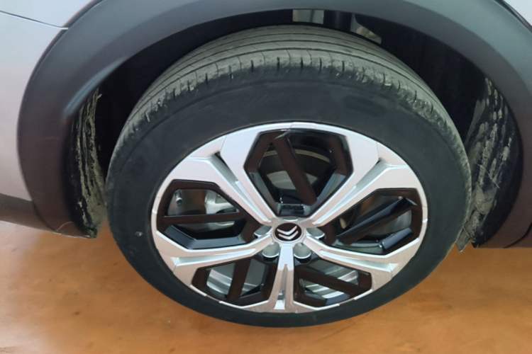 Used Citroen C5 X 2024 1.6T Enjoy the Extraordinary Right Rear Wheel Hub