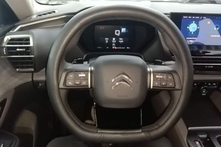 Used Citroen C5 X 2024 1.6T Enjoy the Extraordinary Steering Wheel
