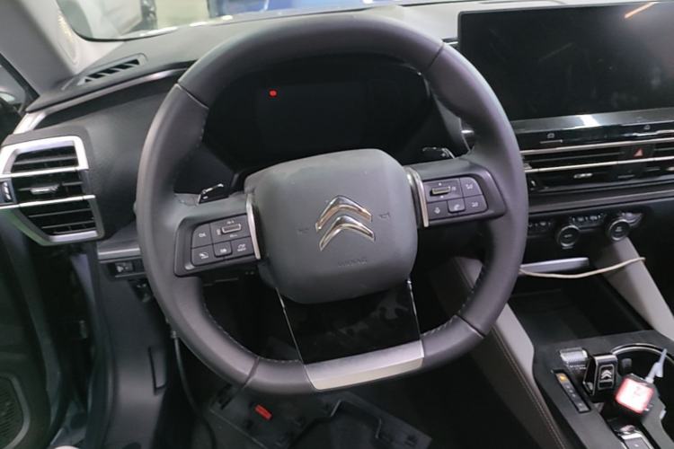 Used Citroen C5 X 2024 1.6T Extraordinary Power Steering Wheel