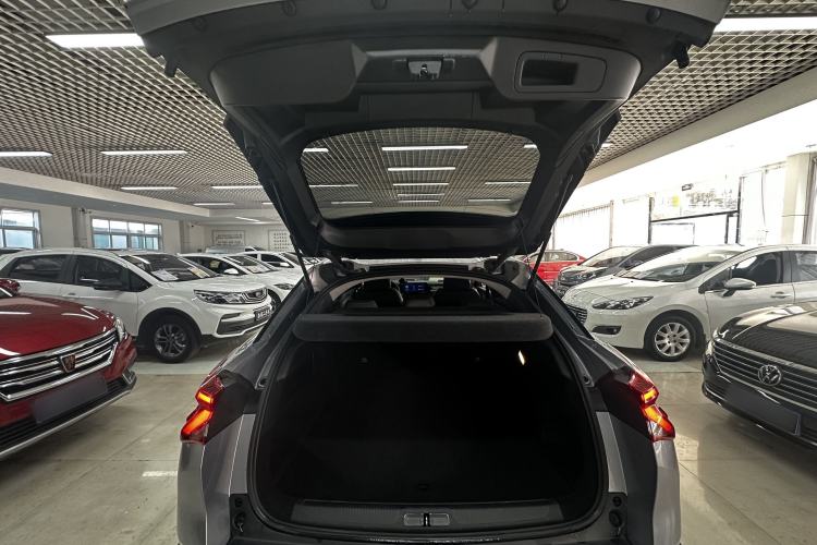 Used Citroen C5 X 2024 1.6T Enjoy the Extraordinary Trunk