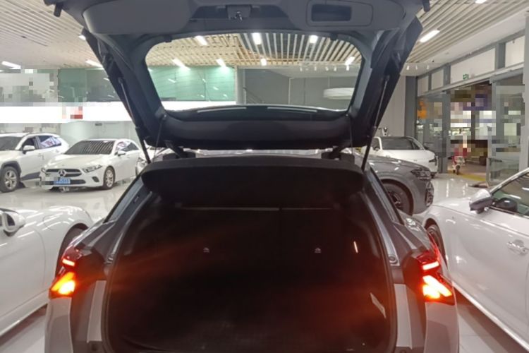 Used Citroen C5 X 2024 1.6T Enjoy the Extraordinary Trunk