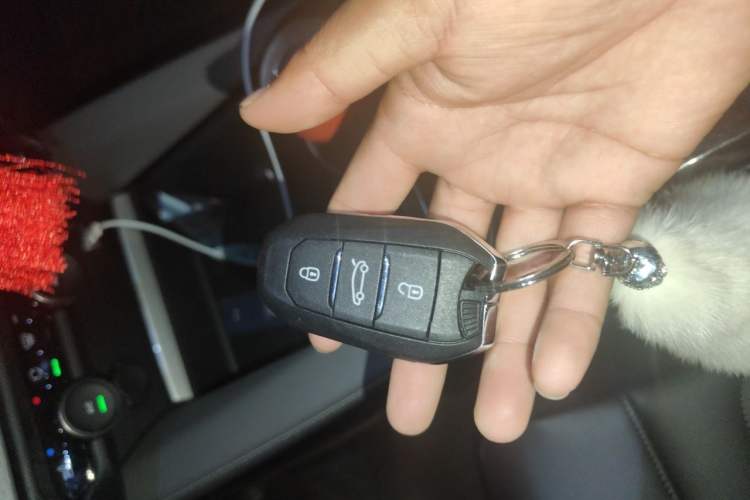 Used Citroen C5 X 2024 1.6T Enjoy the Extraordinary Vehicle Key