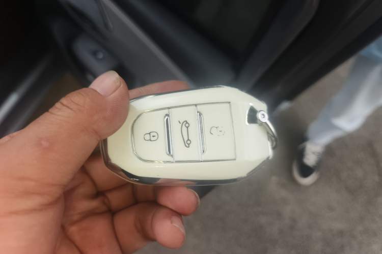 Used Citroen C5 X 2024 1.6T Extraordinary Power Vehicle Key